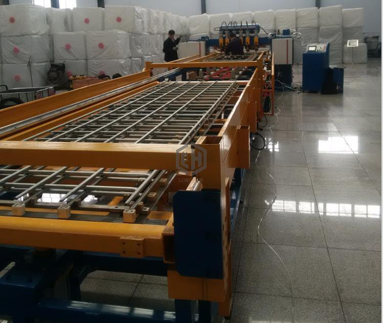 IBC噸桶網片焊機-1